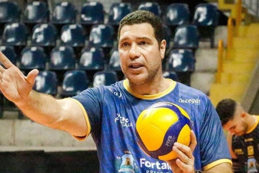 Marcelo Negrão continua à frente da equipe cearense. | Foto: João Vítor Paiva